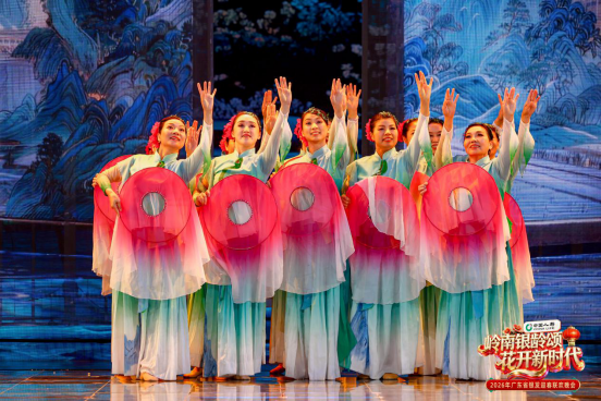 【上网审批】2026年广东省银发迎春联欢晚会完成录制  银龄风采诠释“老有所为、老有所乐”新风尚1064.png